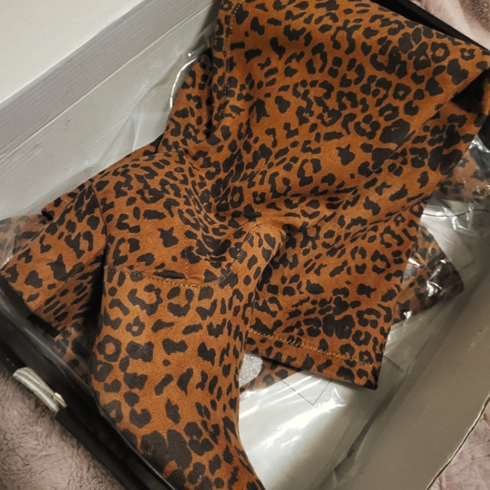 NWT Leopord Over the Knee Wide Boots